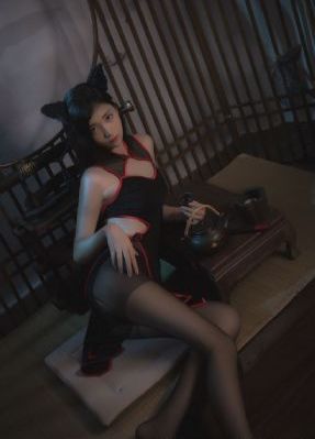年轻的小姨子